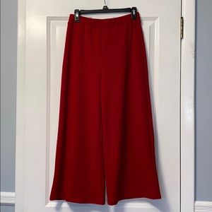 FOREVER 21 Red Capri Knit Pants